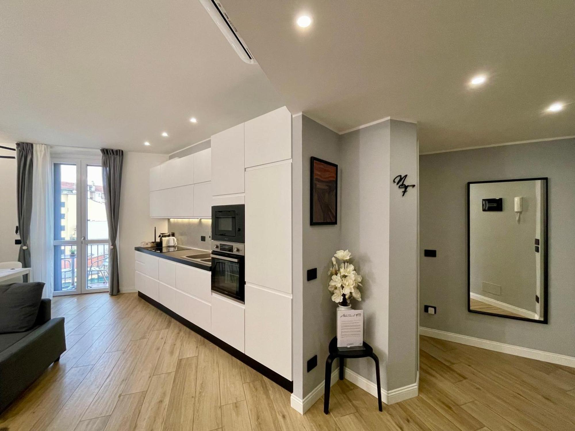 Luxury Downtown - Milan Mf Apartments Extérieur photo